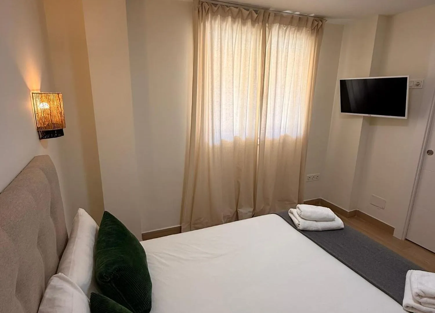 Hotel Ola Málaga 0*,